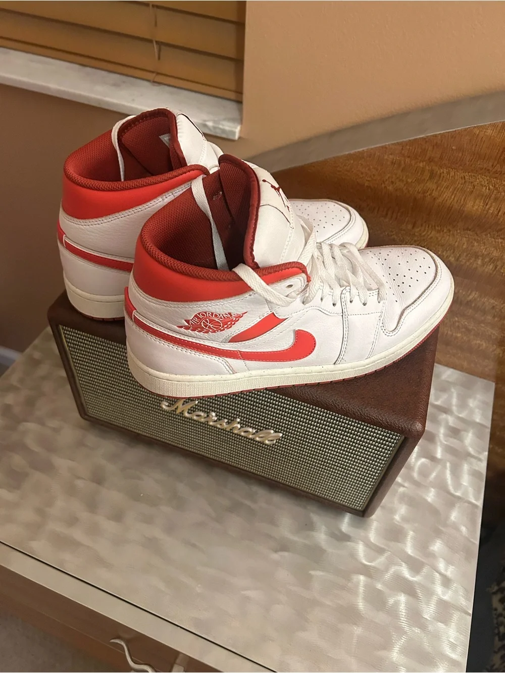 Nike Jordan -1  Mid  in White and Red